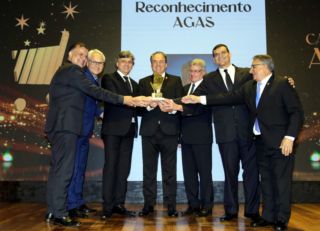 Presidente da Abras, João Carlos Galassi recebeu o Reconhecimento Agas